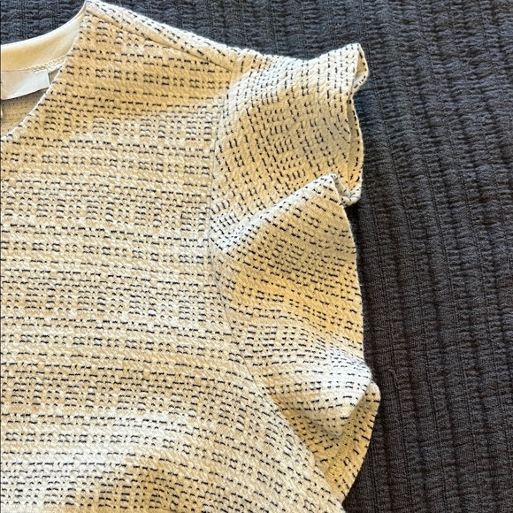 LOFT Cream Textured Mini Dress excellent condition size 14. Ruffle sleeves - Picture 5 of 6